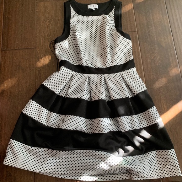 Elle Dresses & Skirts - ELLE polka dot A line Dress Elle Dresses & Skirts - ELLE polka dot A line Dress
